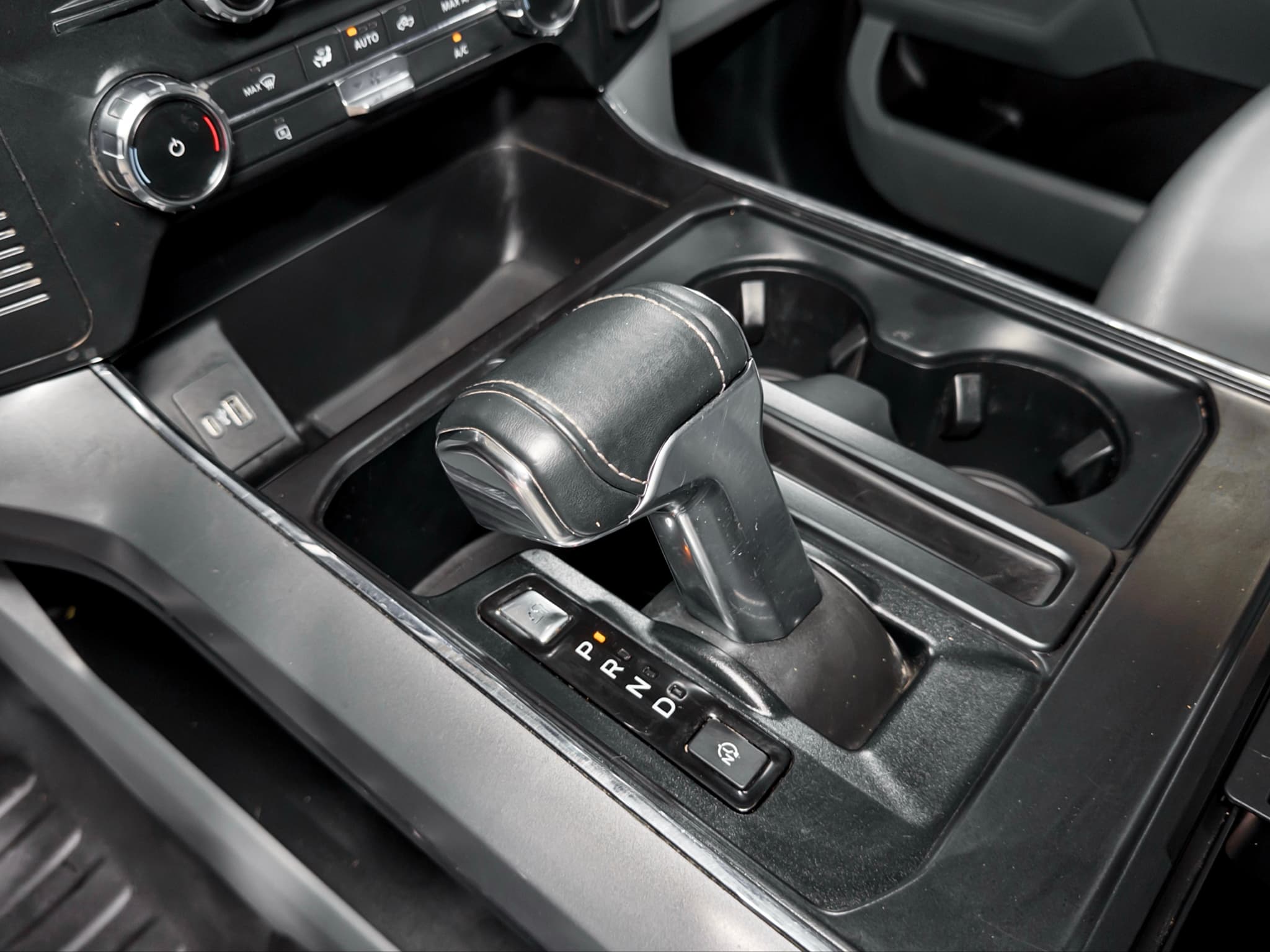 2022 Ford F-150 Lightning view 20