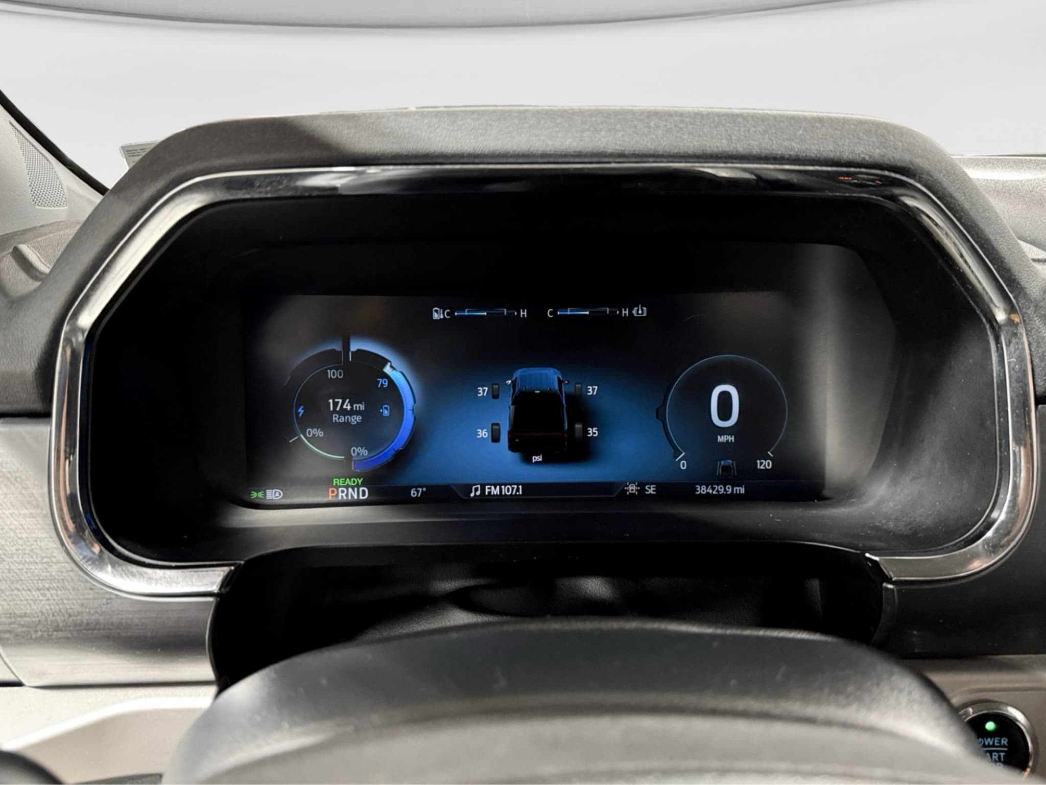 2022 Ford F-150 Lightning view 10