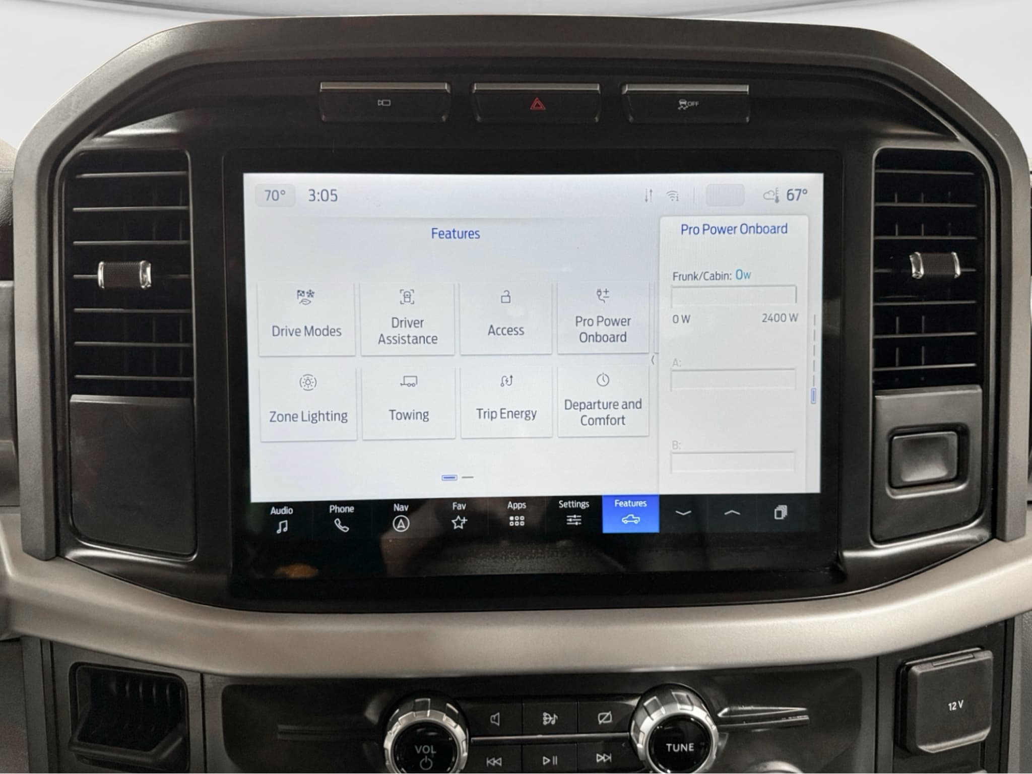 2022 Ford F-150 Lightning view 12