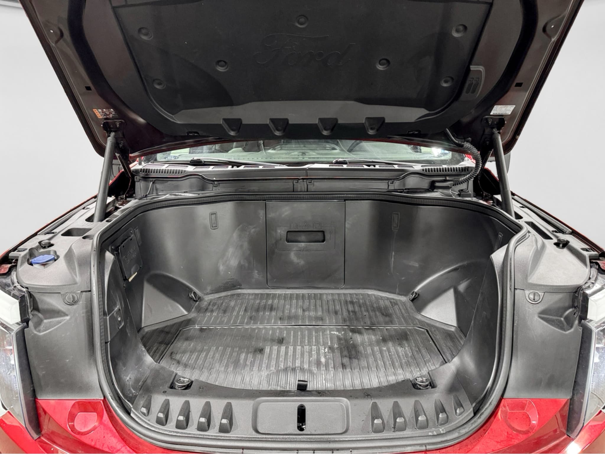 2022 Ford F-150 Lightning view 26