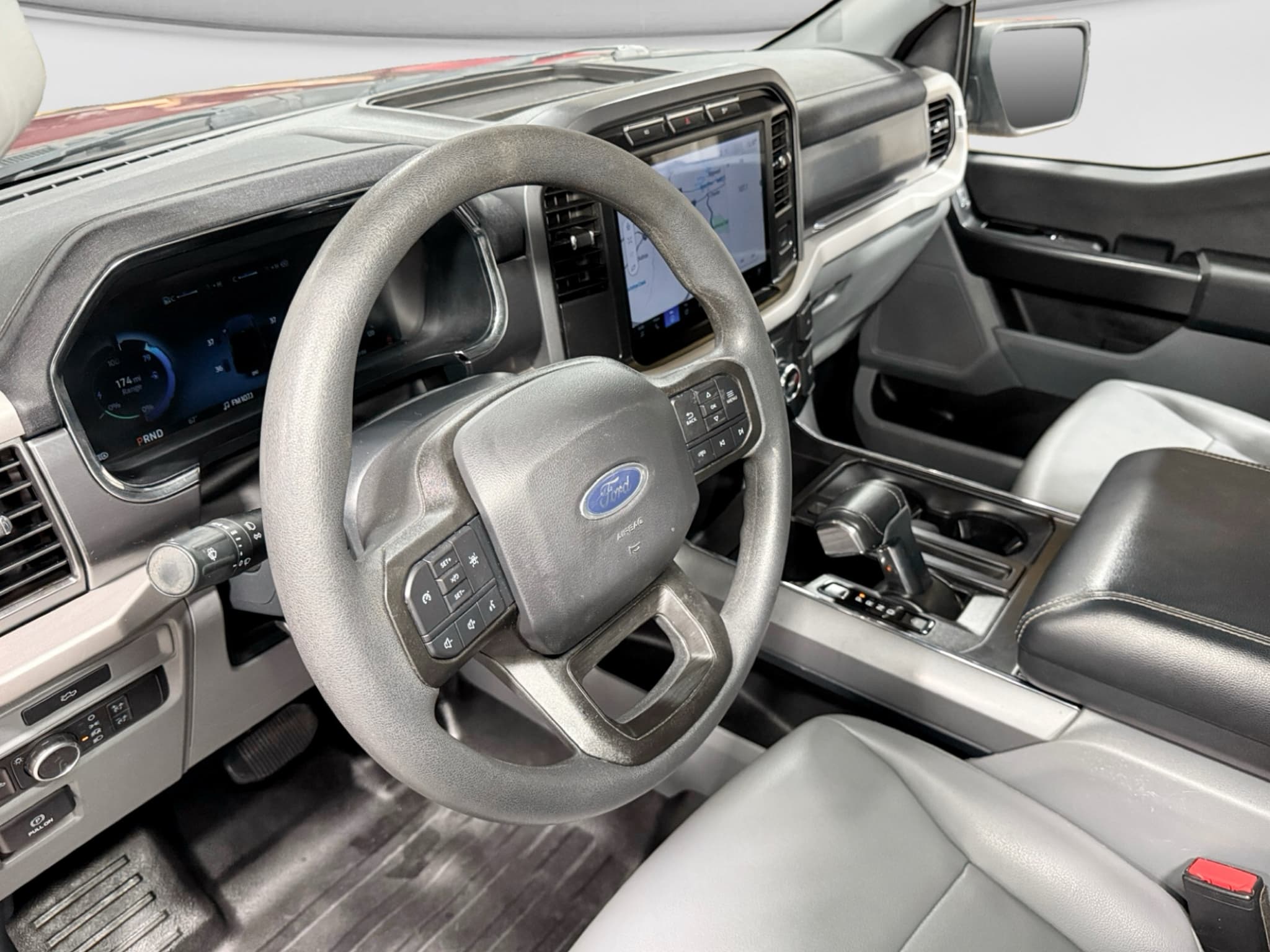 2022 Ford F-150 Lightning view 19