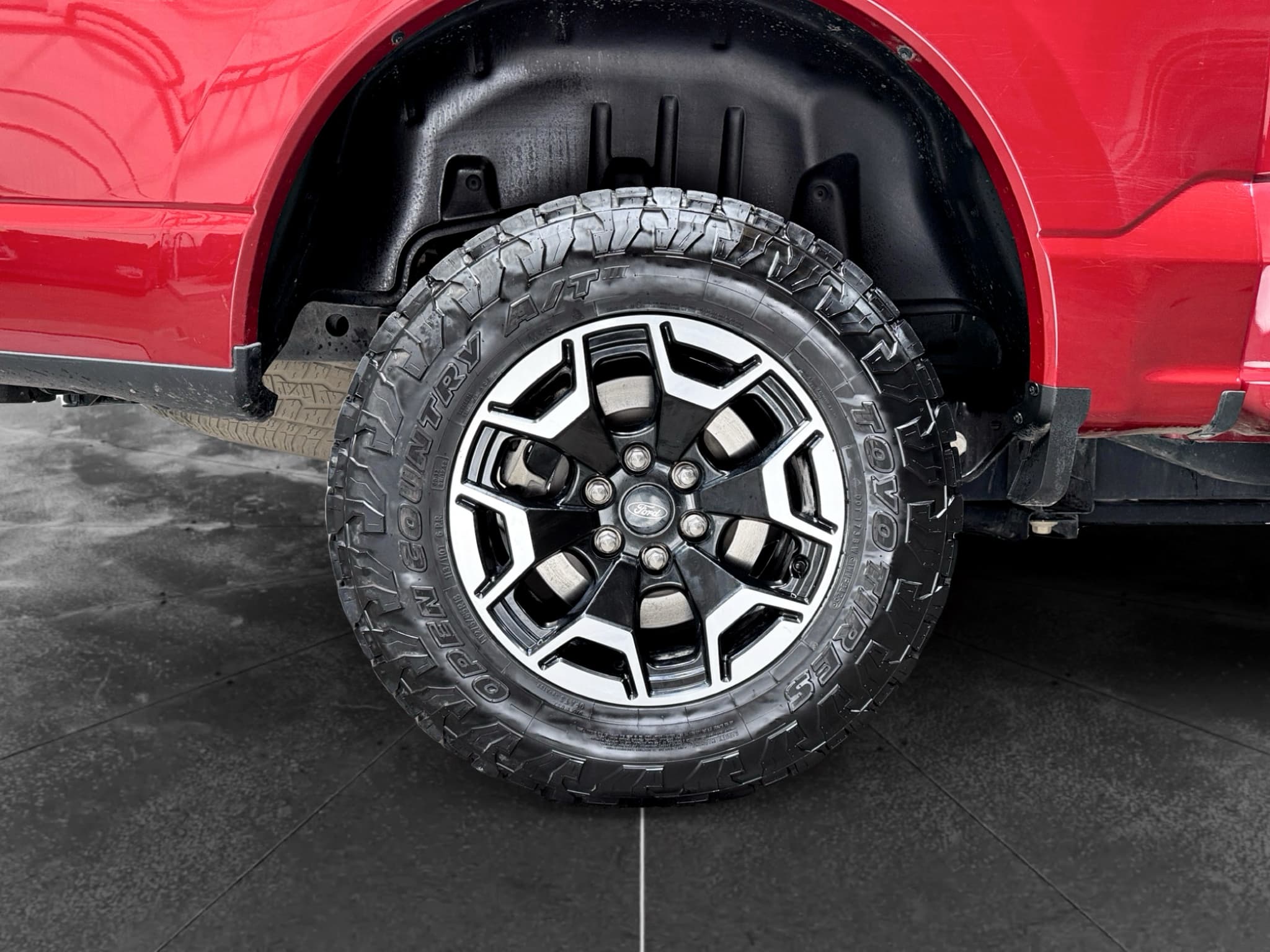 2022 Ford F-150 Lightning view 37