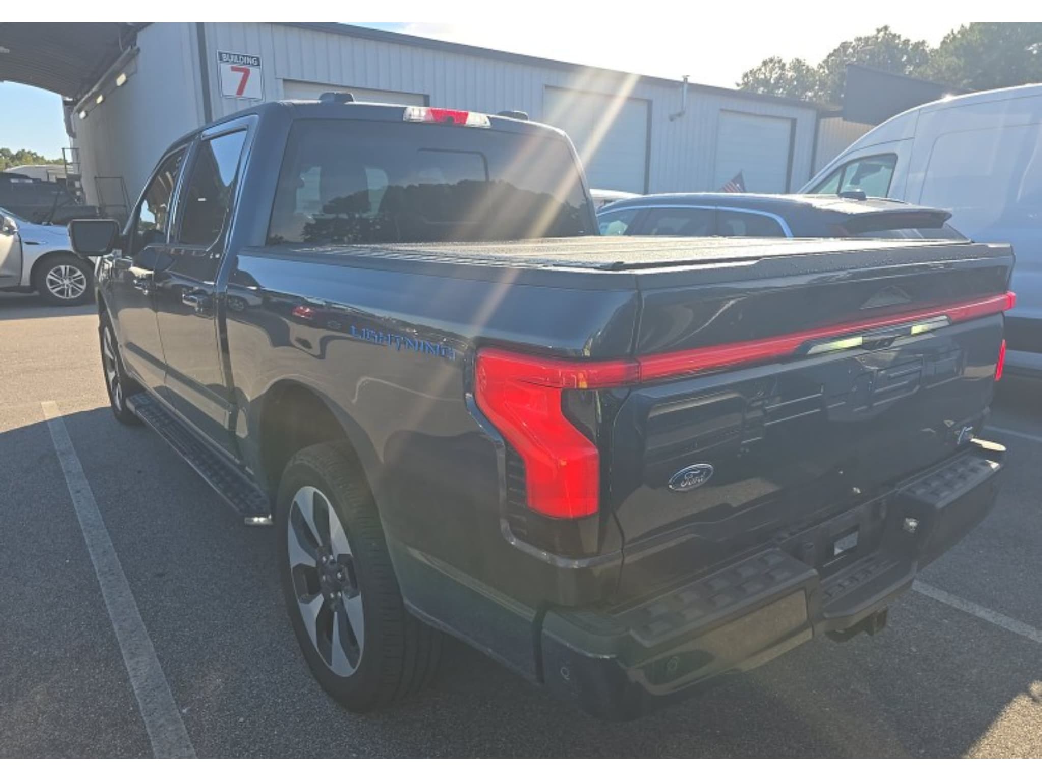 2022 Ford F-150 Lightning view 2