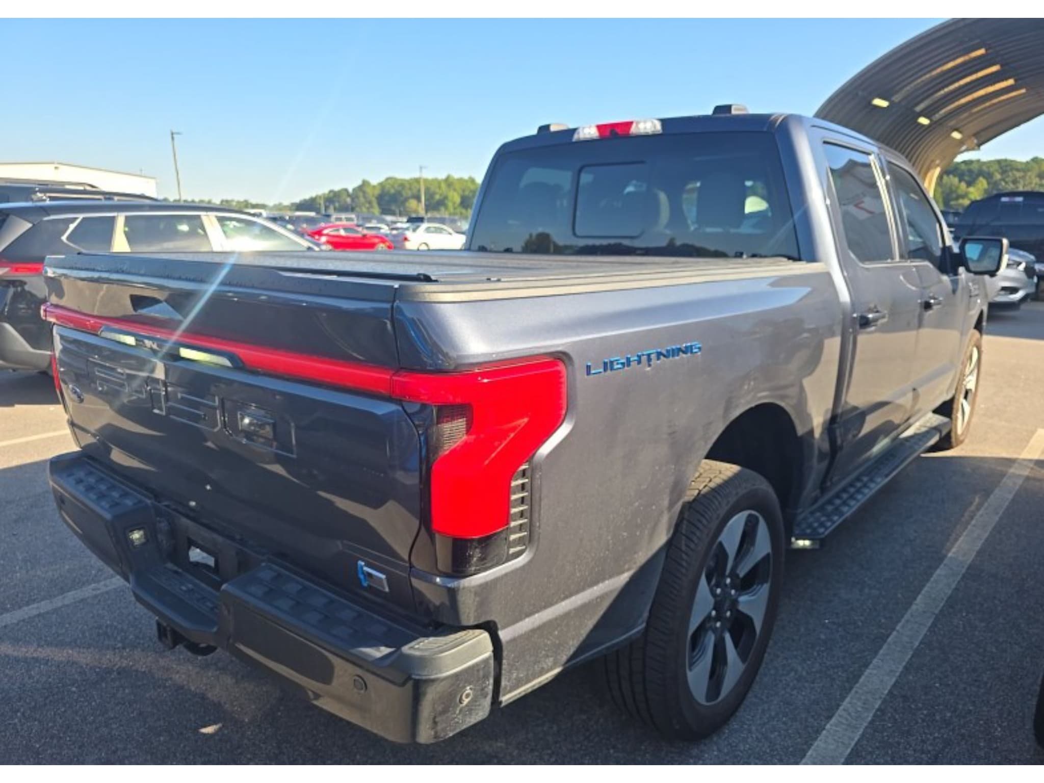 2022 Ford F-150 Lightning view 3
