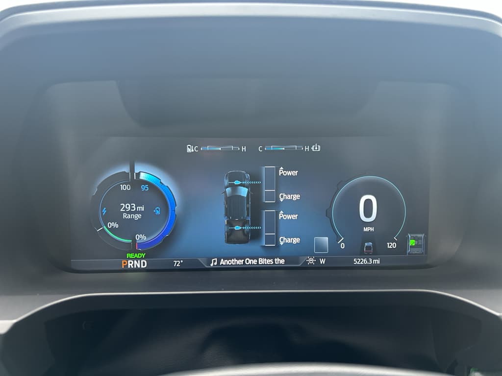 2024 Ford F-150 Lightning view 9