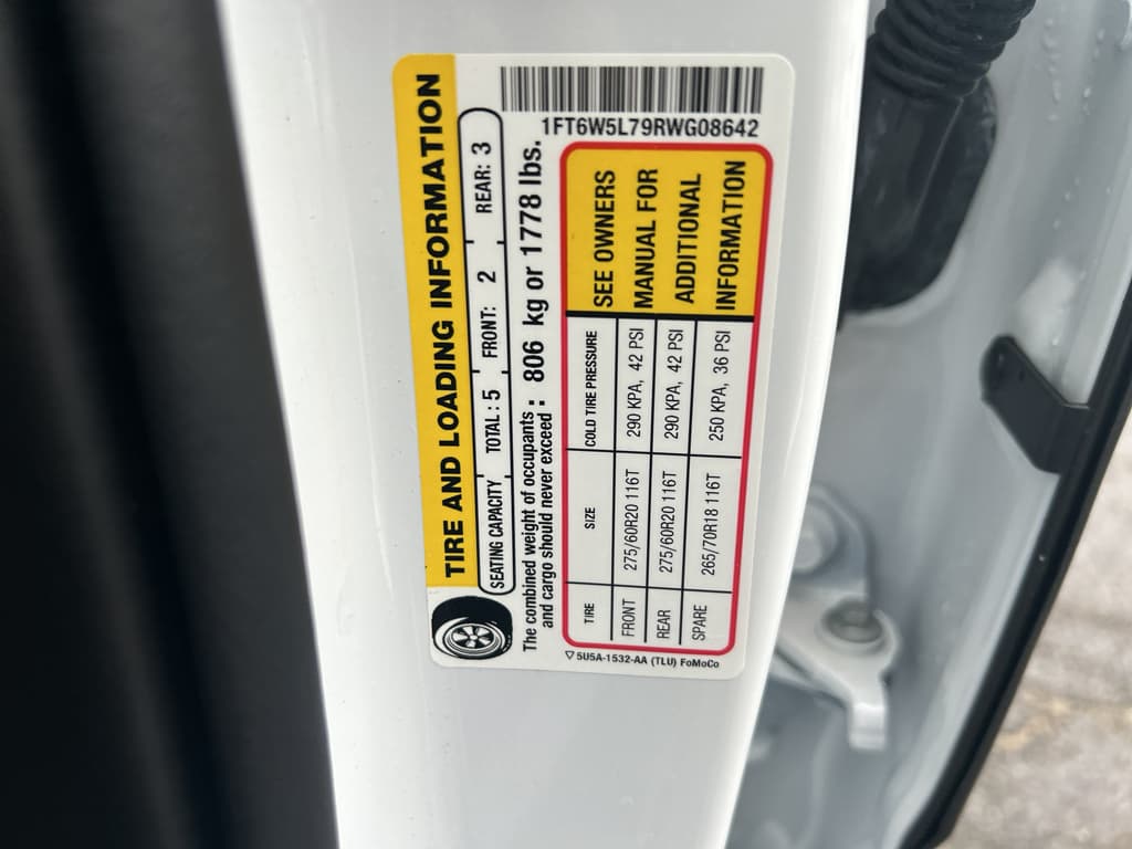 2024 Ford F-150 Lightning view 27