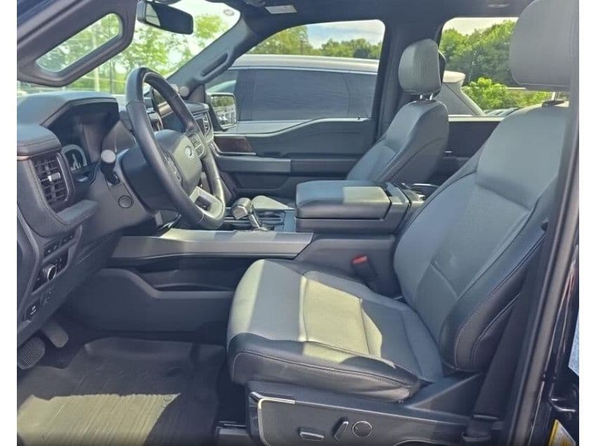 2023 Ford F-150 Lightning view 5