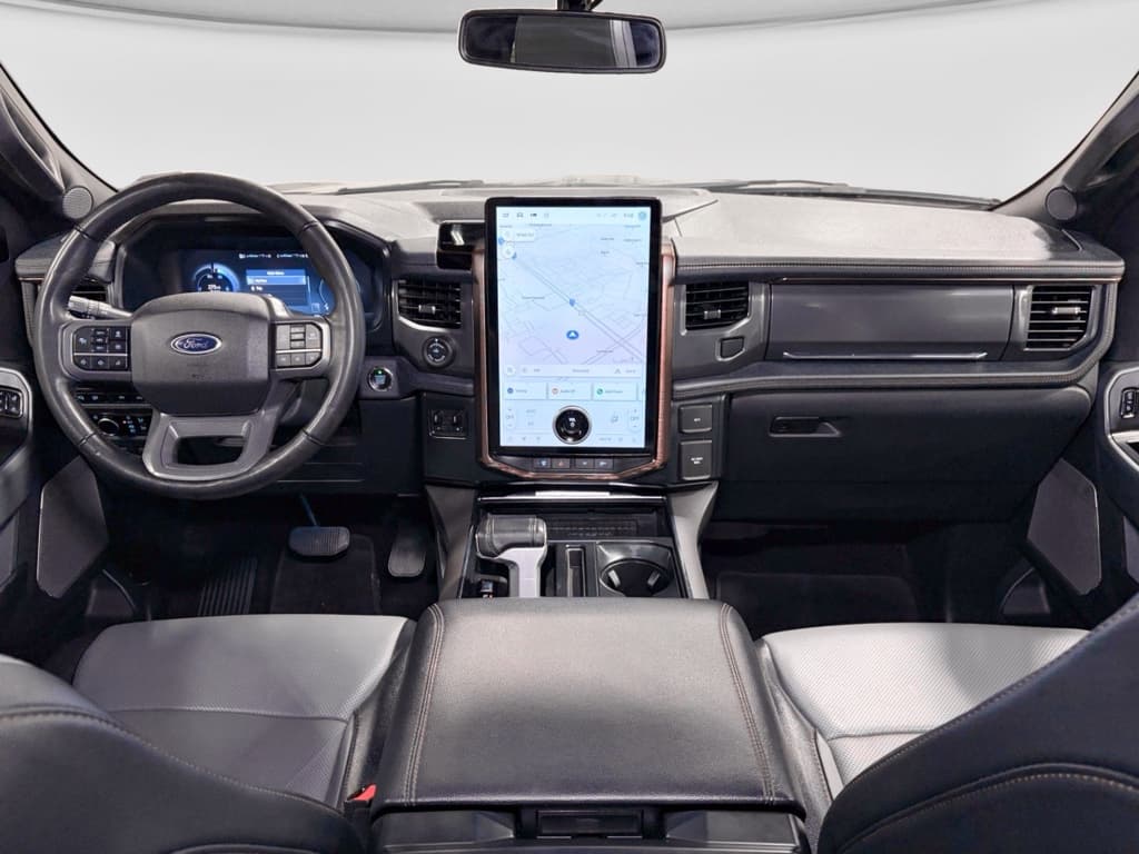 2023 Ford F-150 Lightning view 15