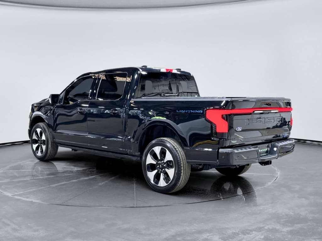 2023 Ford F-150 Lightning view 2
