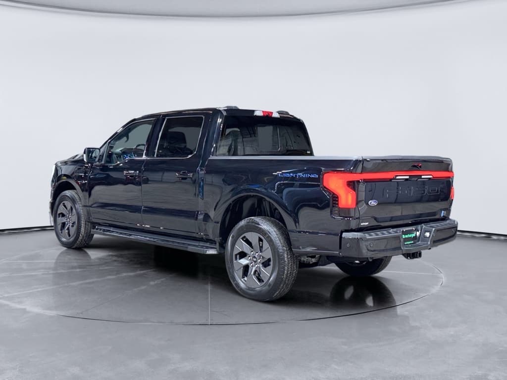 2022 Ford F-150 Lightning view 2