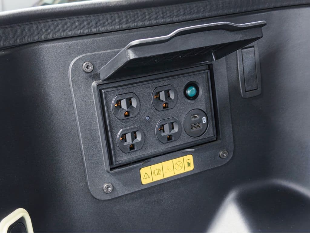 2022 Ford F-150 Lightning view 28