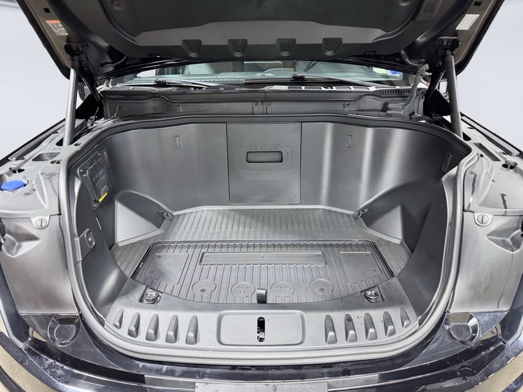 2022 Ford F-150 Lightning view 26