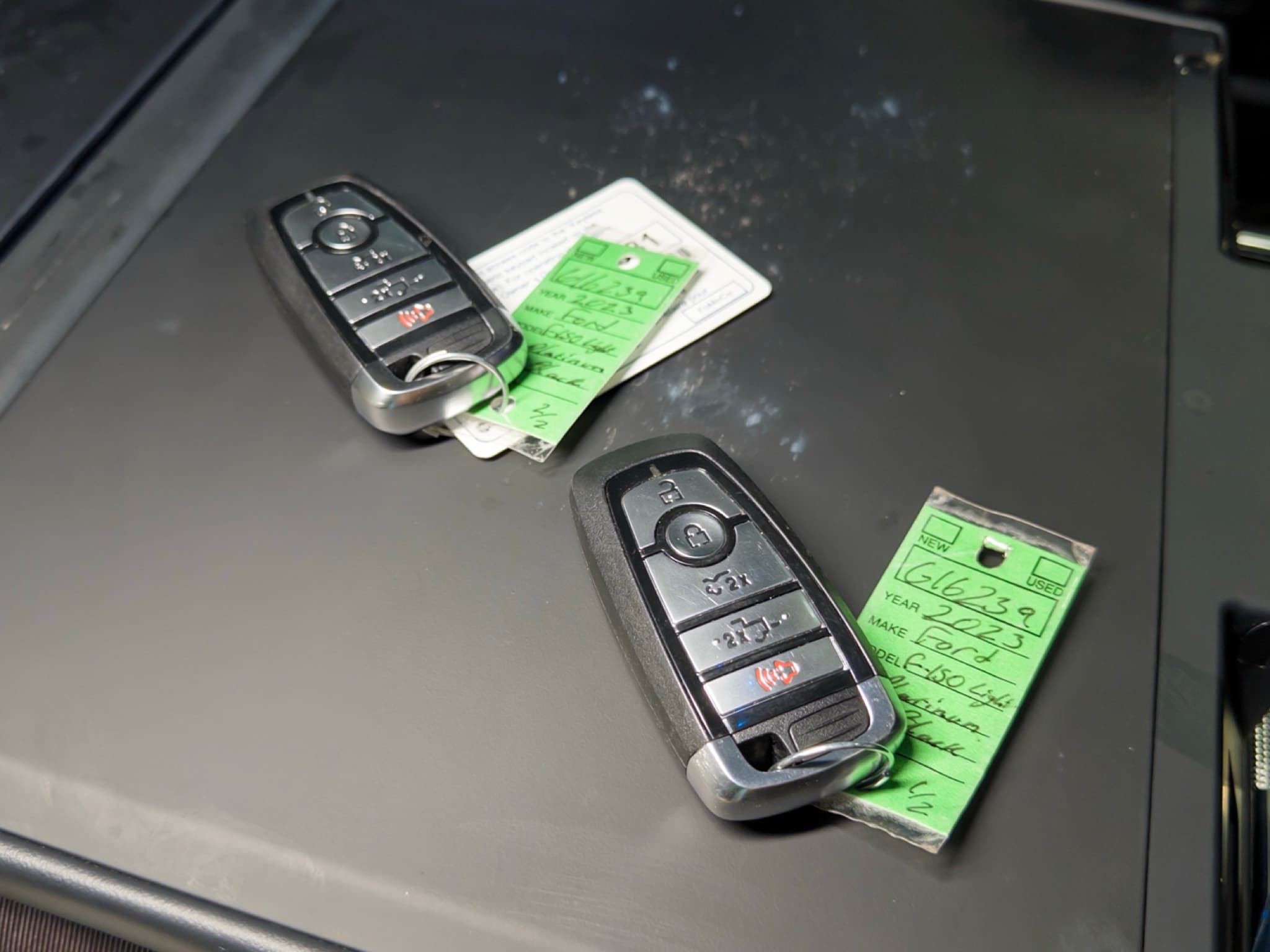 2023 Ford F-150 Lightning view 23