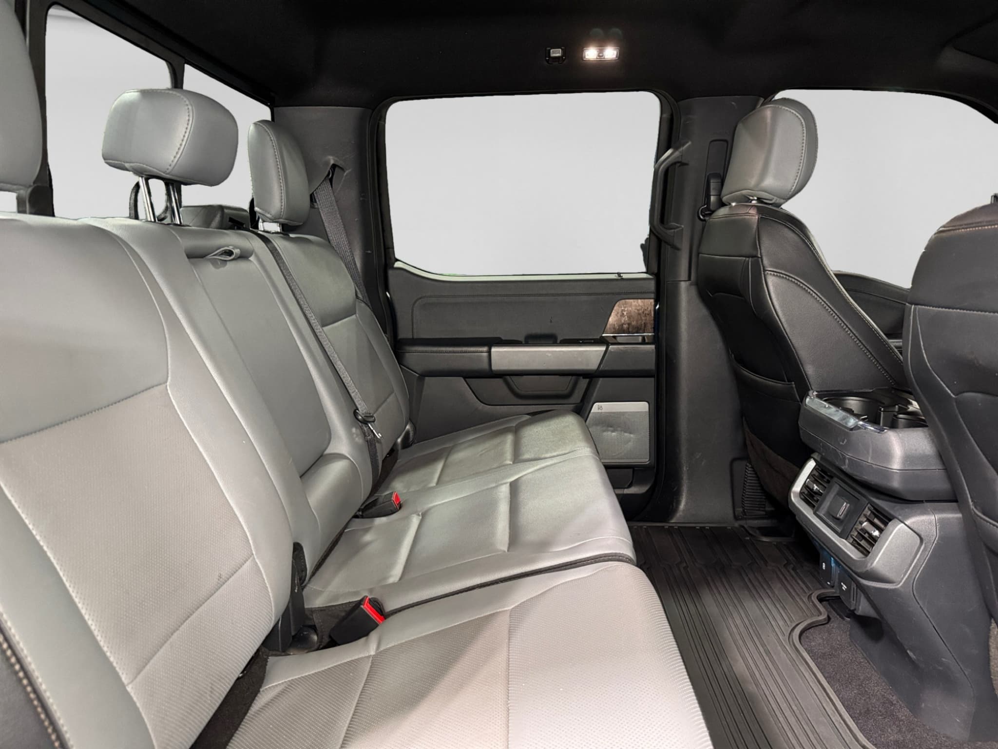 2023 Ford F-150 Lightning view 23