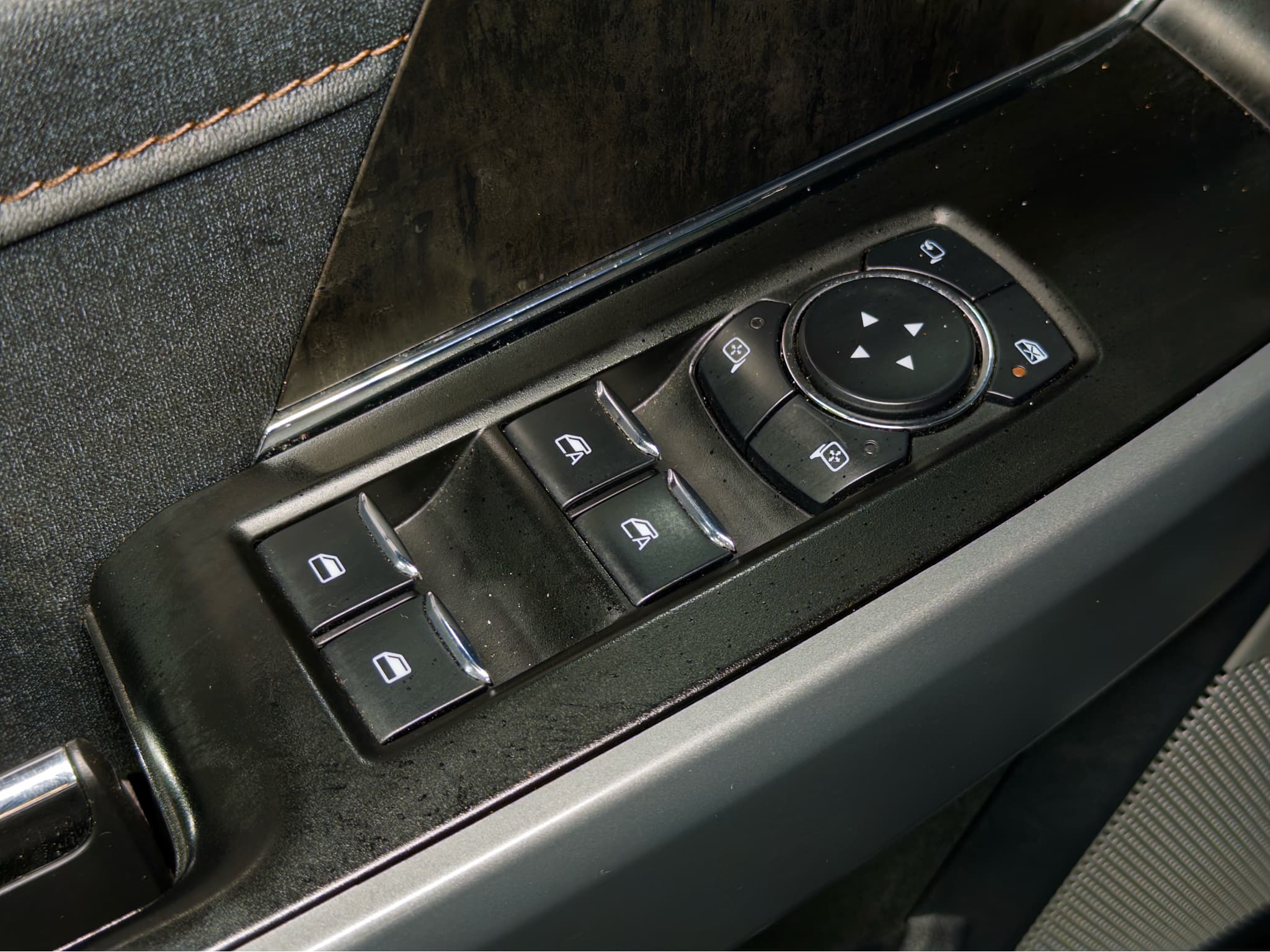 2023 Ford F-150 Lightning view 8
