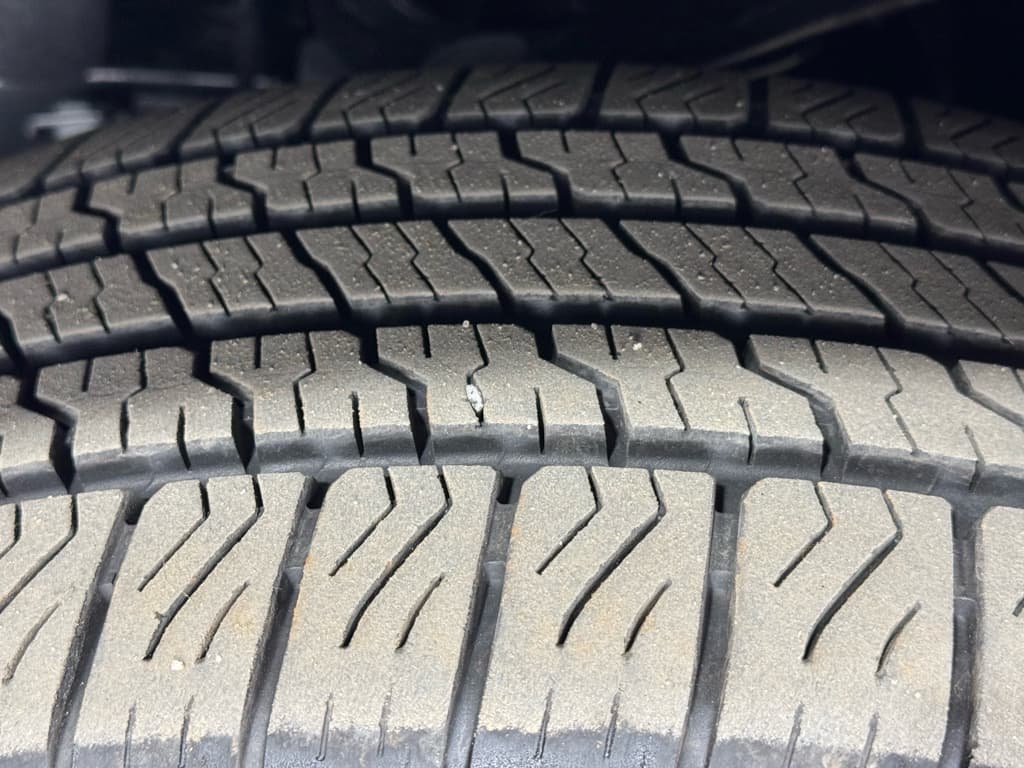 2025 Ford F-150 Lightning view 37