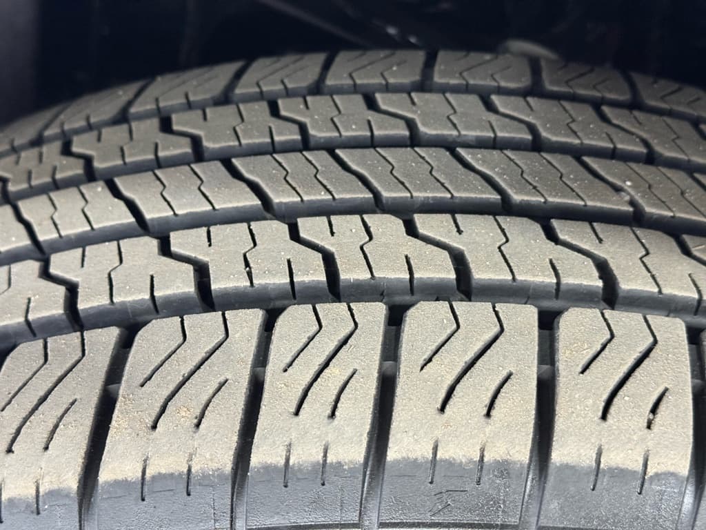 2025 Ford F-150 Lightning view 35