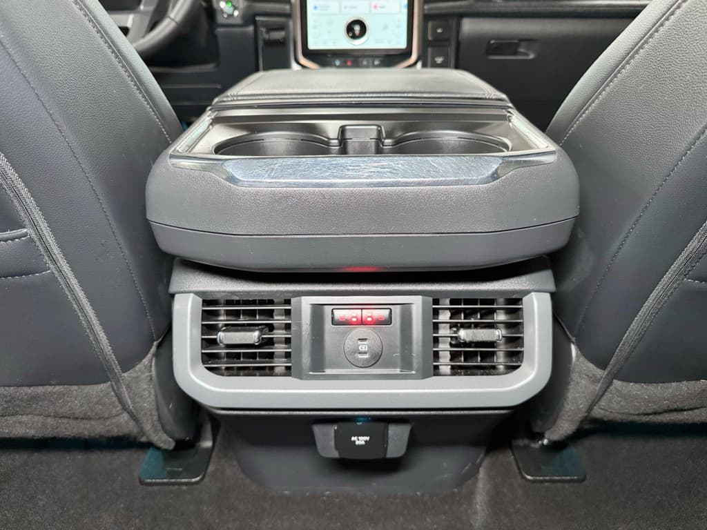 2025 Ford F-150 Lightning view 22