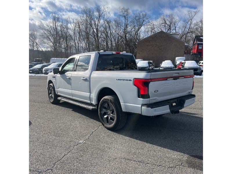 2025 Ford F-150 Lightning view 2