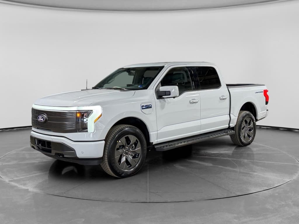 2025 Ford F-150 Lightning view 1