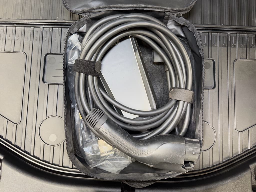 2023 Ford F-150 Lightning view 6