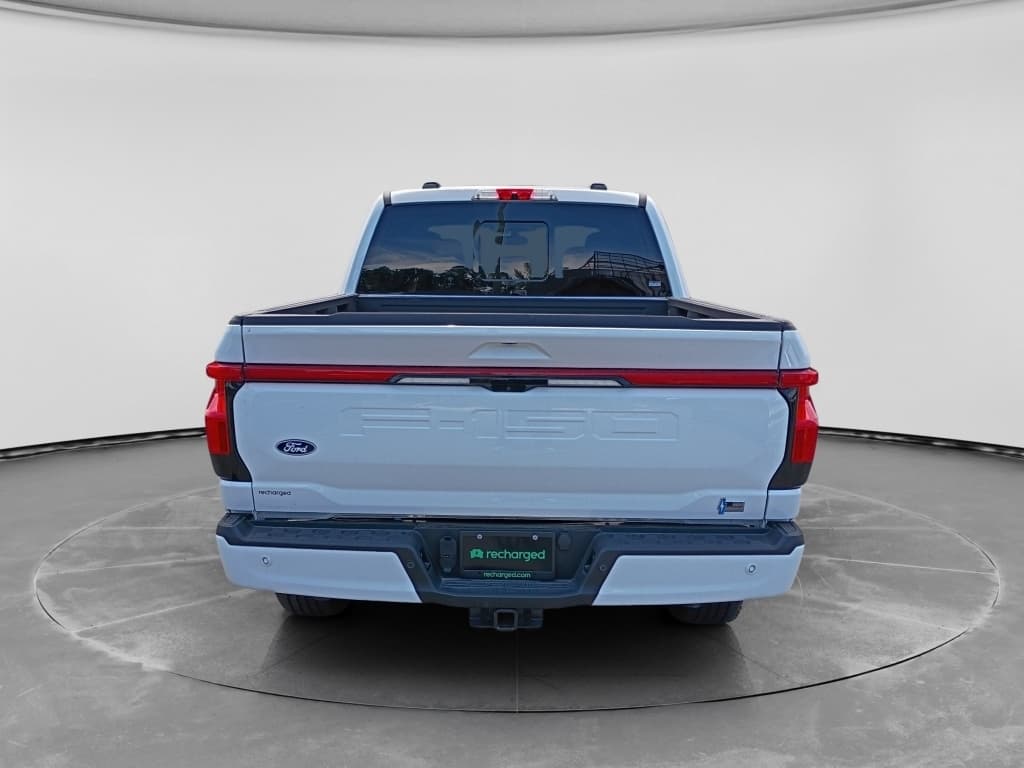 2025 Ford F-150 Lightning view 6