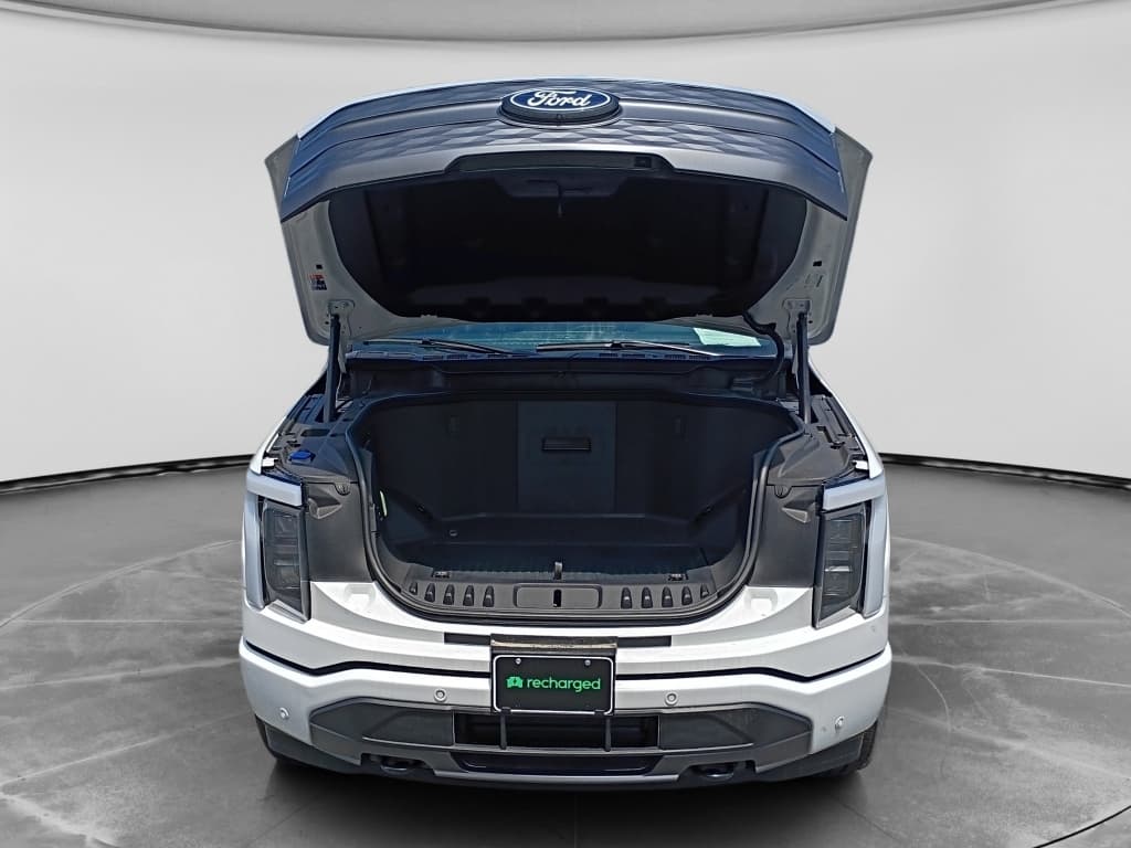 2025 Ford F-150 Lightning view 5