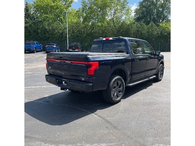 2024 Ford F-150 Lightning view 3