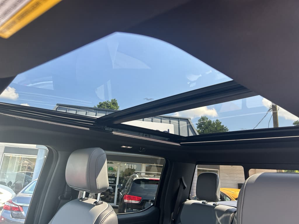 2024 Ford F-150 Lightning view 20