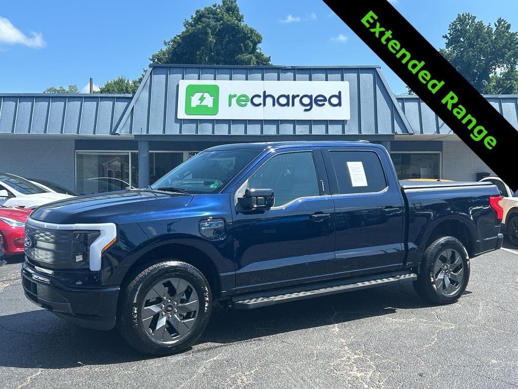 2024 Ford F-150 Lightning view 1