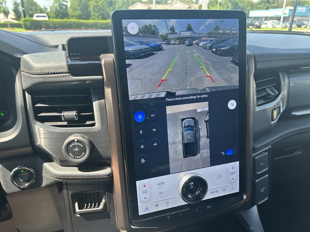 2024 Ford F-150 Lightning view 11