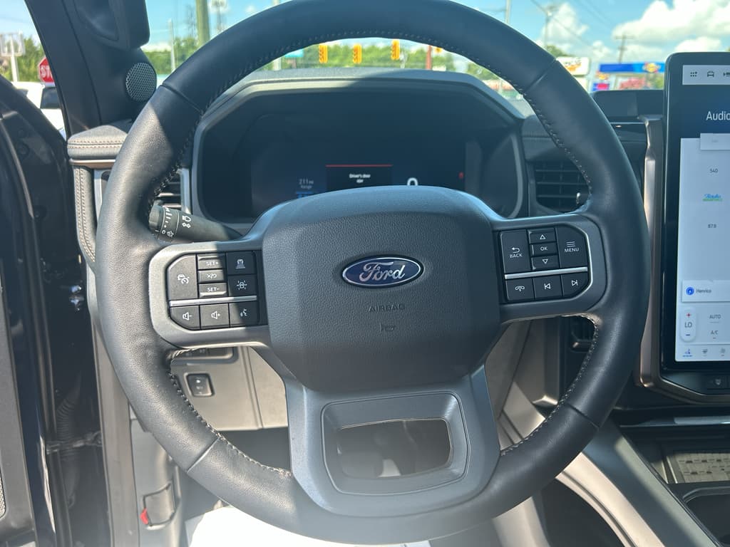 2024 Ford F-150 Lightning view 8
