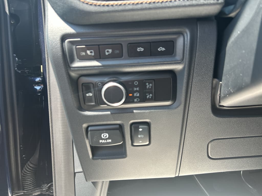 2024 Ford F-150 Lightning view 14