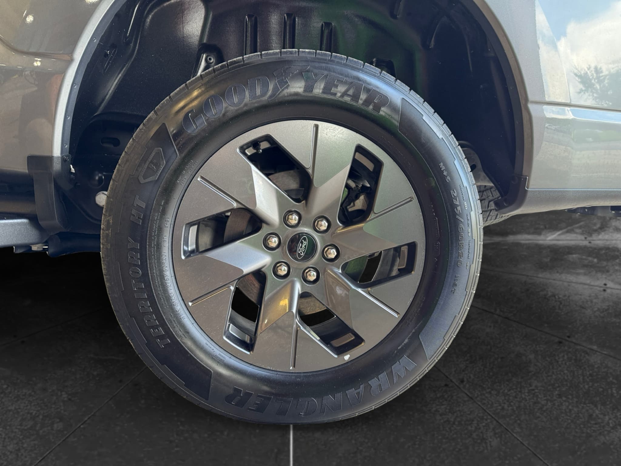 2024 Ford F-150 Lightning view 35