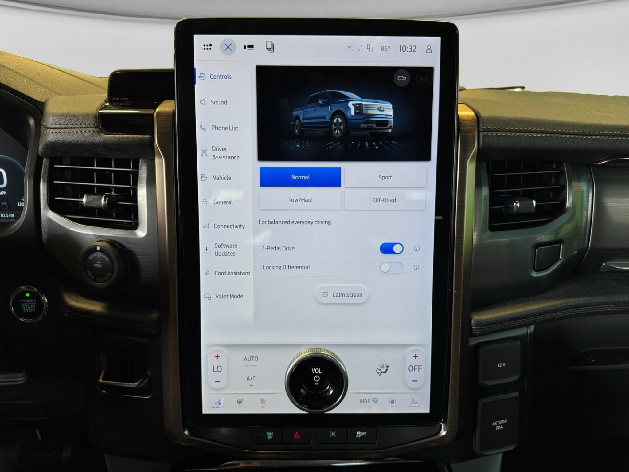 2024 Ford F-150 Lightning view 11
