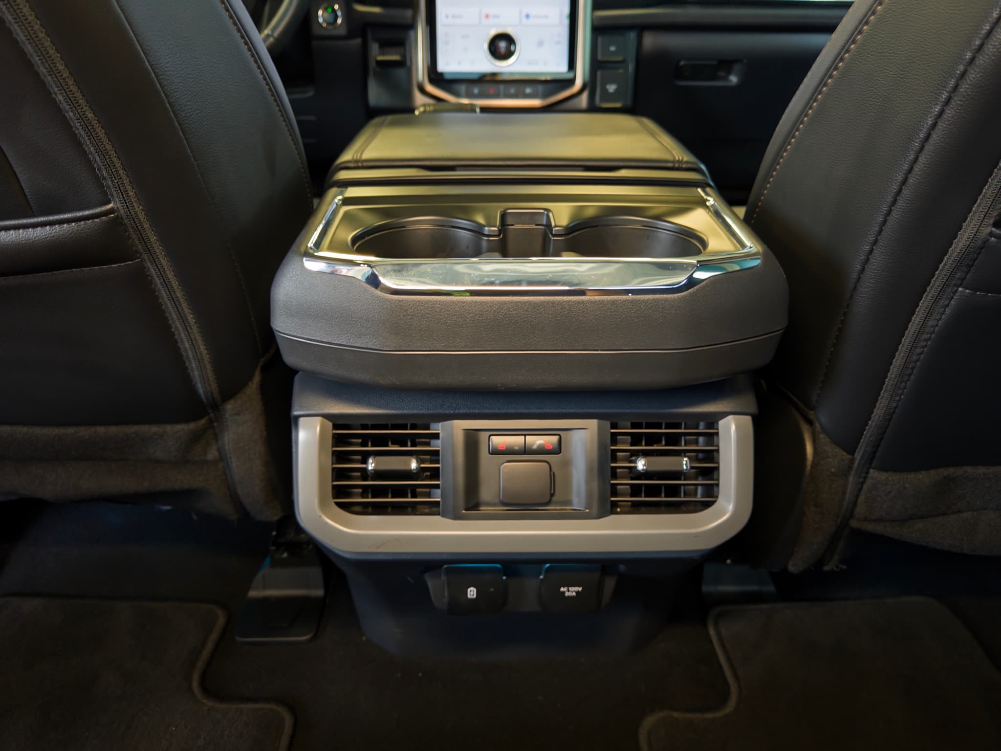 2024 Ford F-150 Lightning view 22