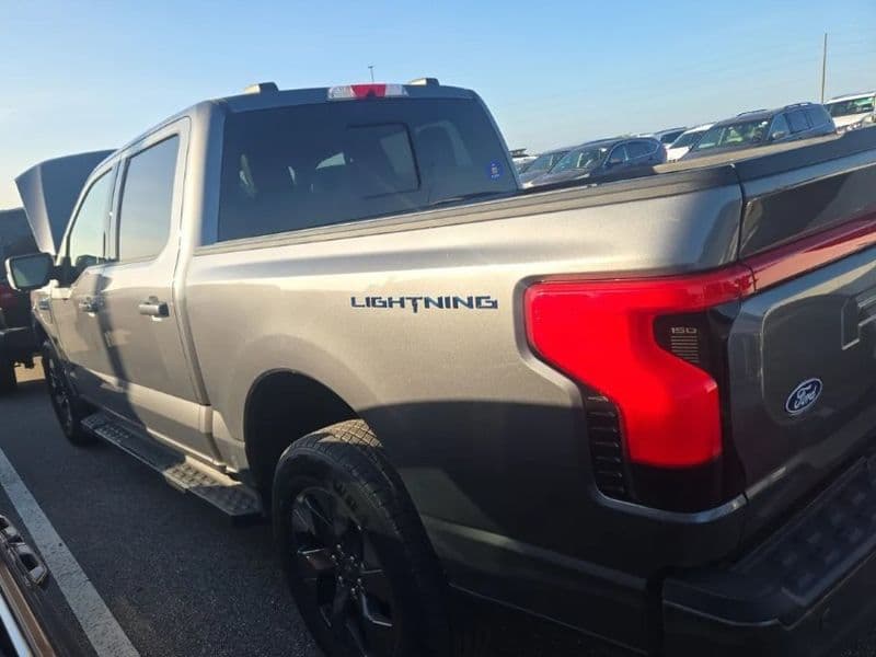 2024 Ford F-150 Lightning view 3