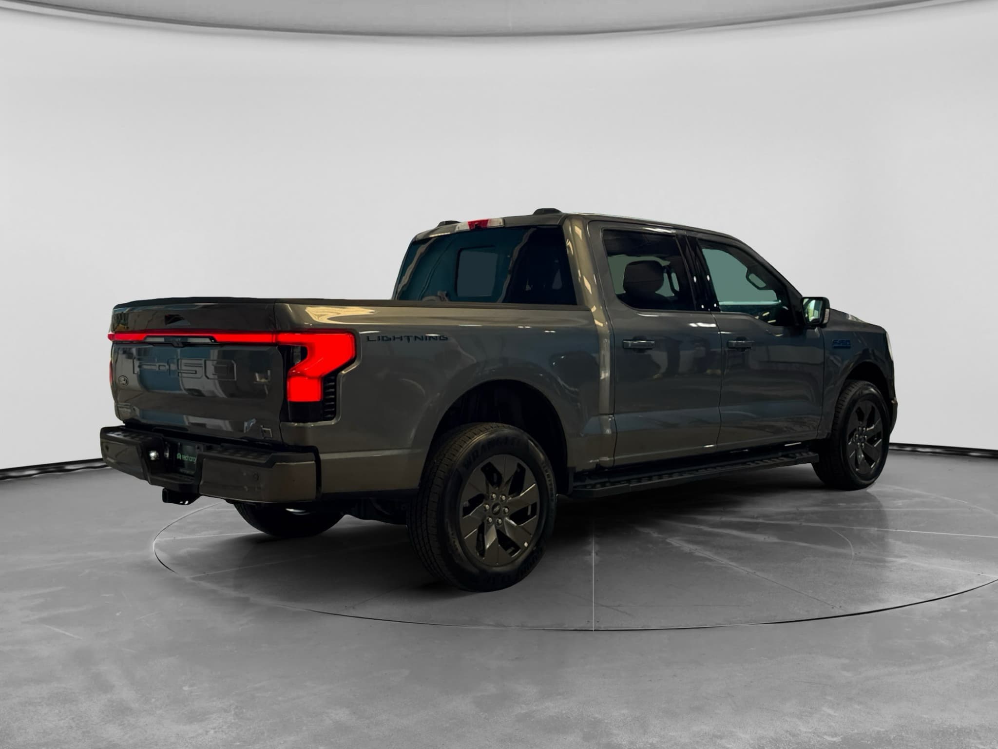 2024 Ford F-150 Lightning view 3