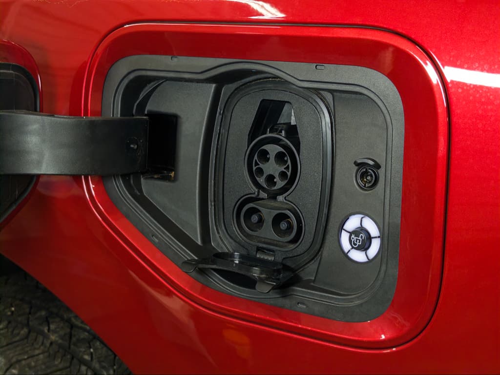 2023 Ford F-150 Lightning view 5
