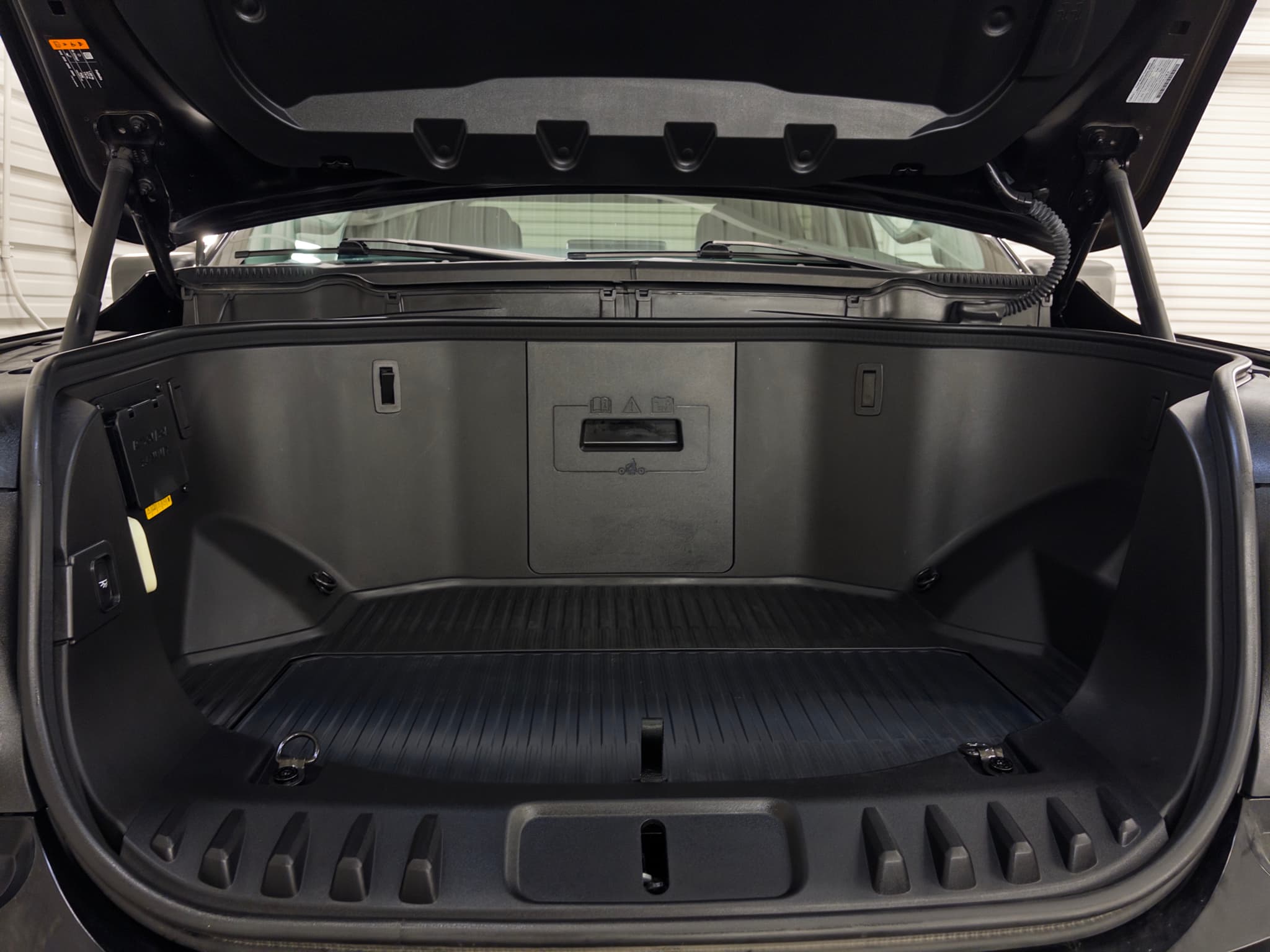 2024 Ford F-150 Lightning view 25