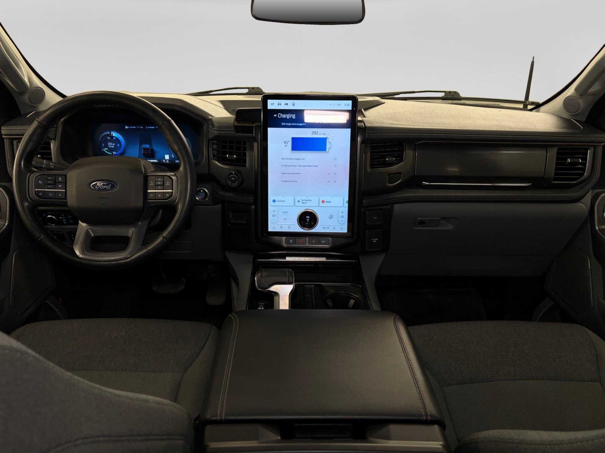 2024 Ford F-150 Lightning view 17