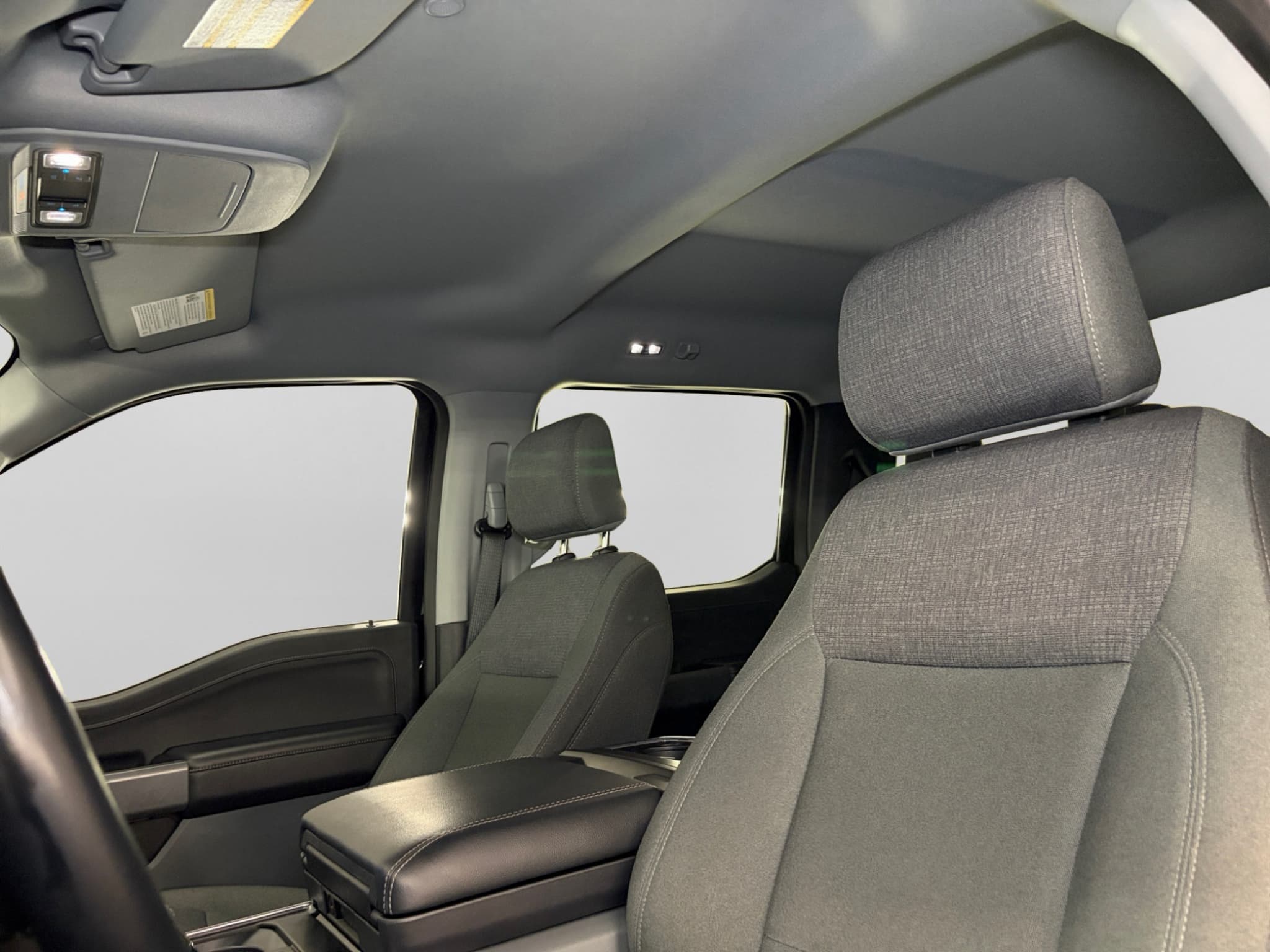 2024 Ford F-150 Lightning view 23