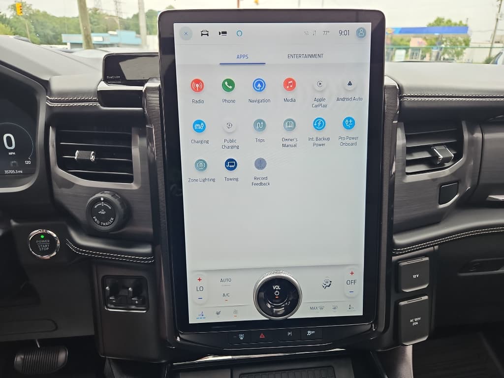 2023 Ford F-150 Lightning view 12