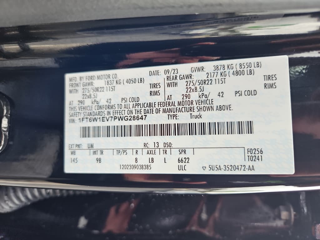 2023 Ford F-150 Lightning view 31
