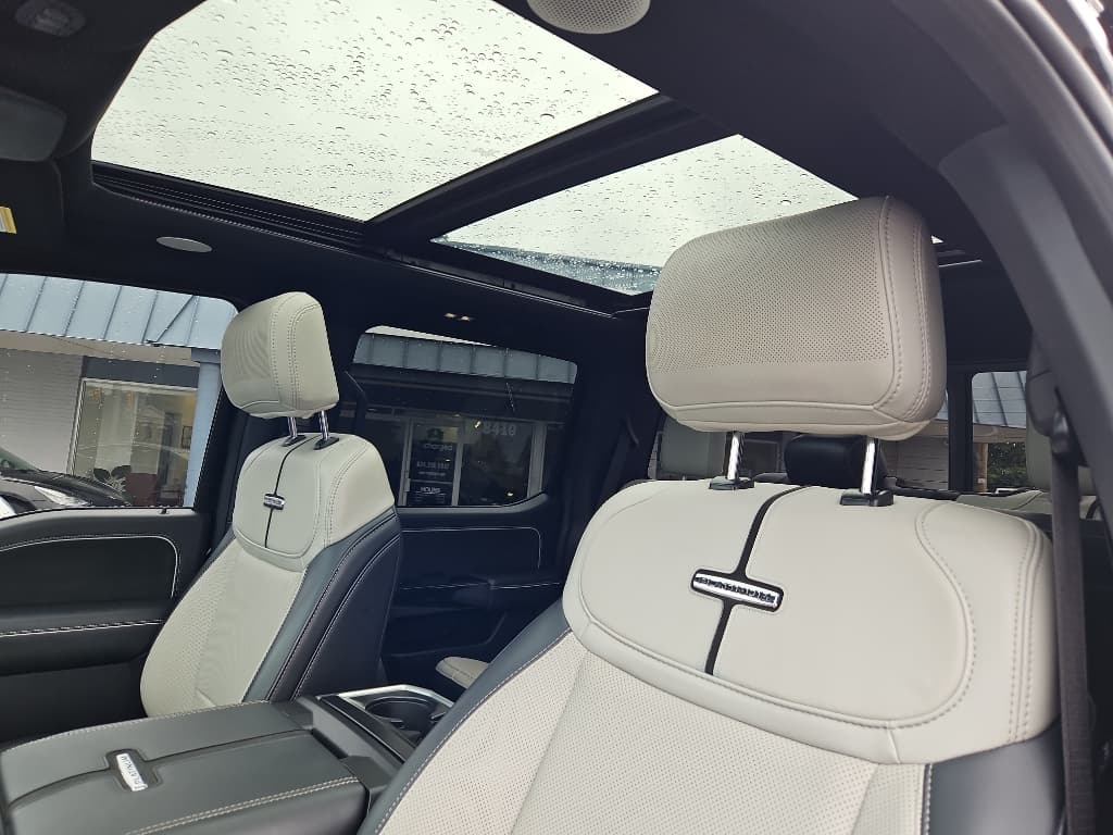 2023 Ford F-150 Lightning view 26