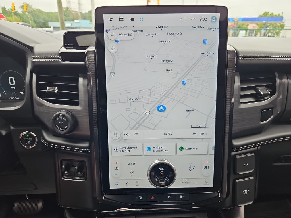 2023 Ford F-150 Lightning view 11