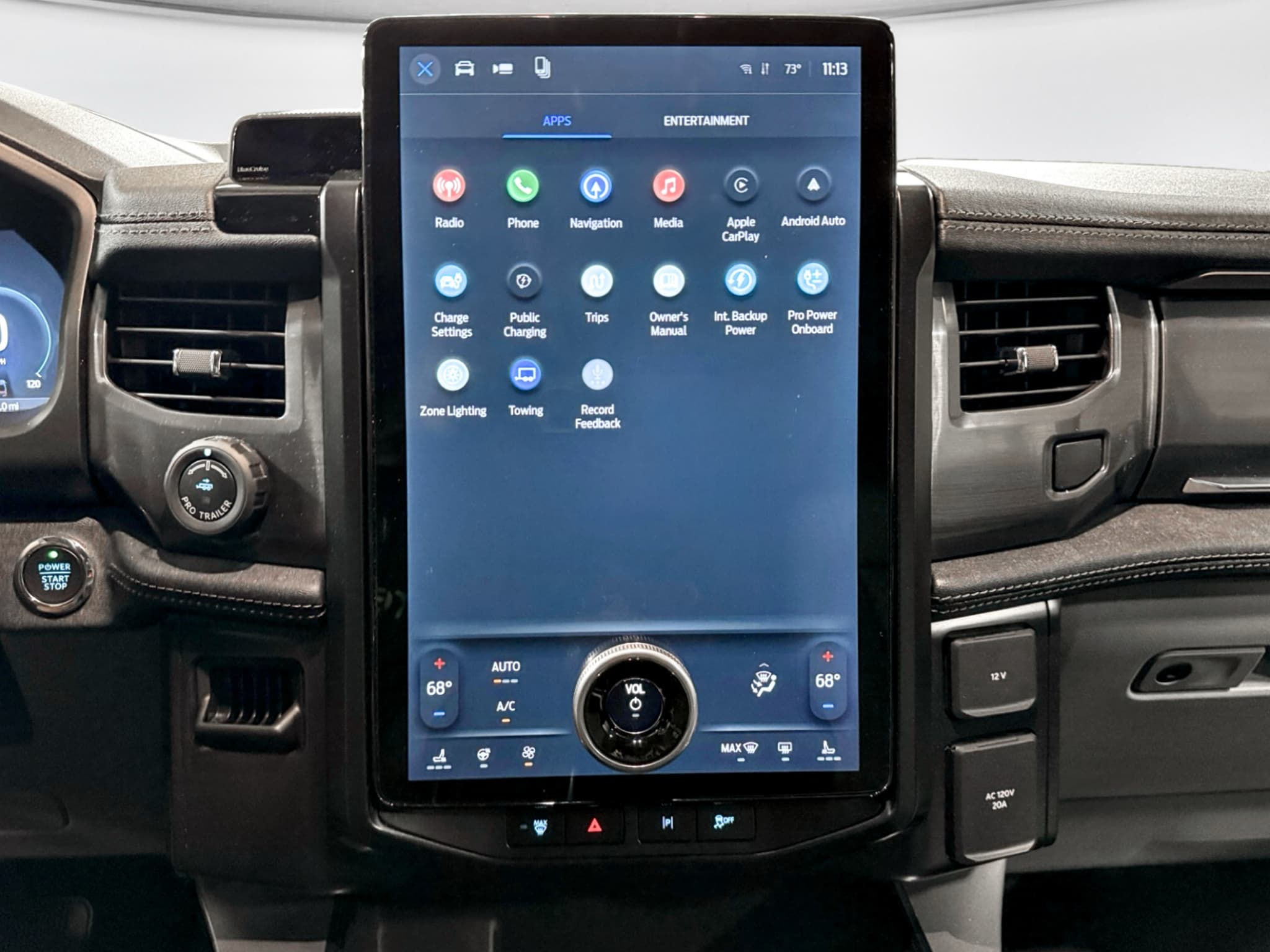 2025 Ford F-150 Lightning view 14