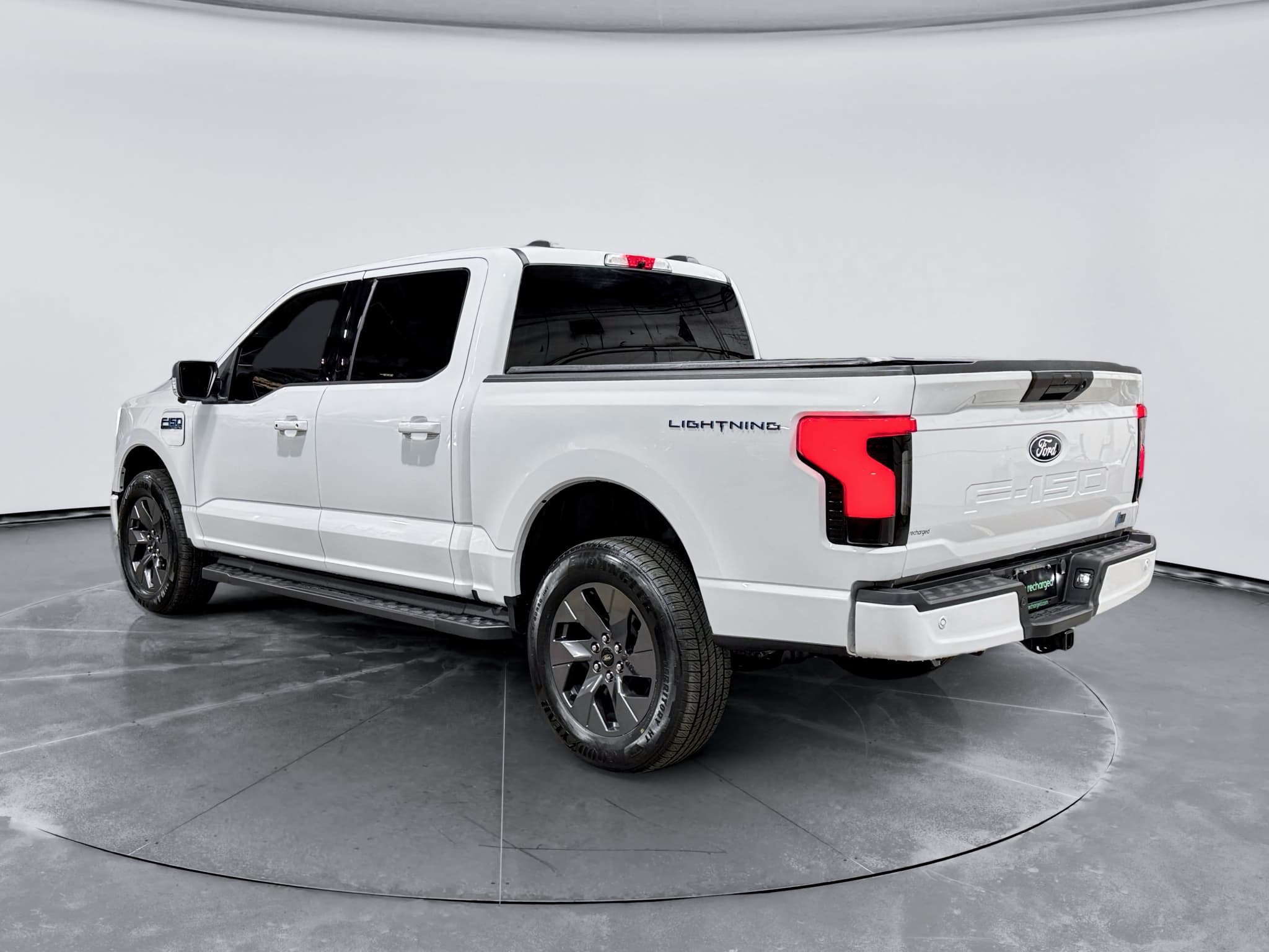 2025 Ford F-150 Lightning view 2
