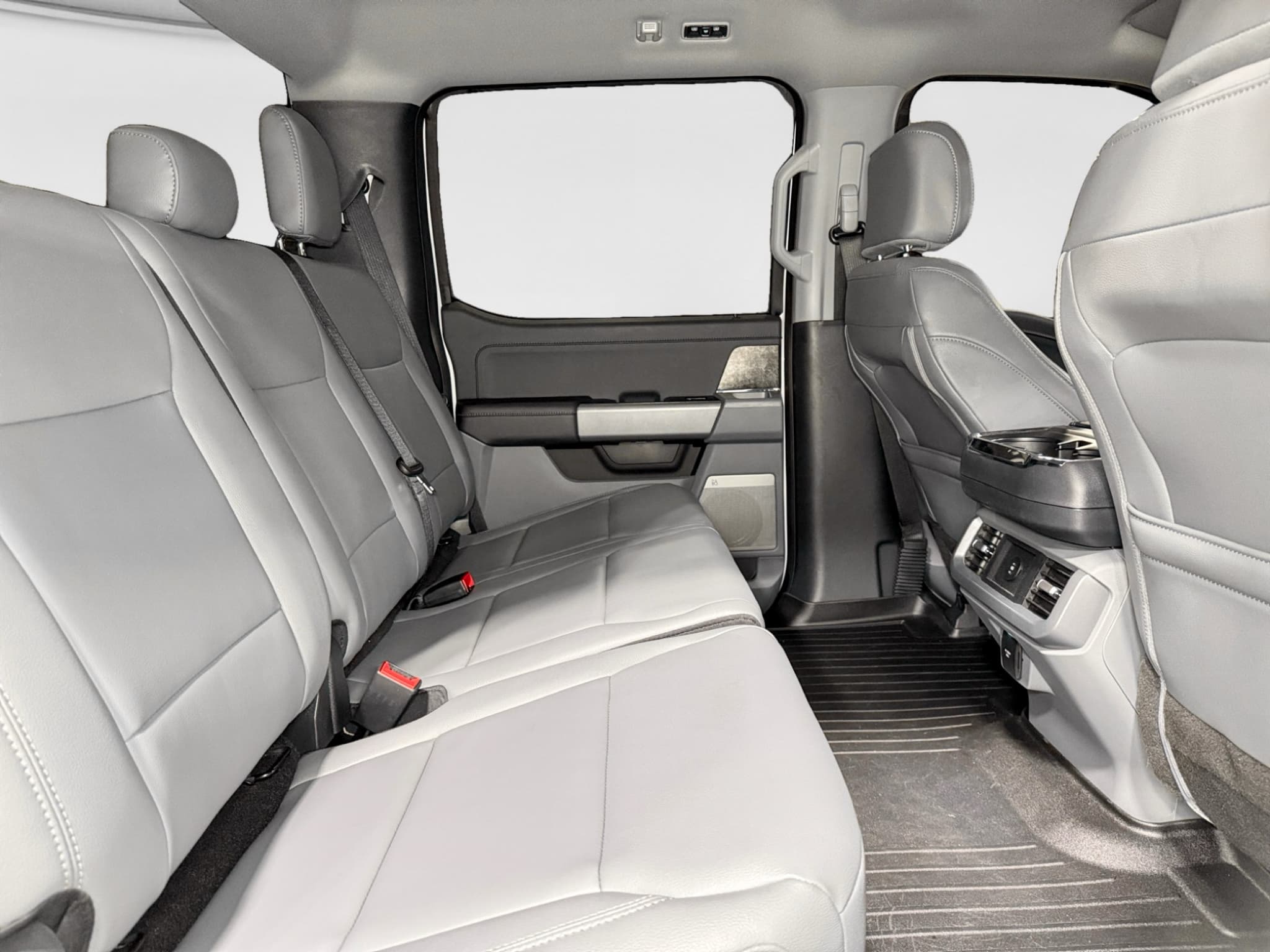 2025 Ford F-150 Lightning view 22