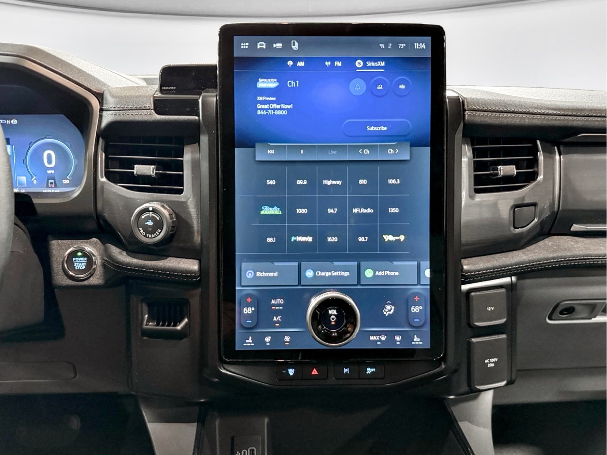 2025 Ford F-150 Lightning view 12